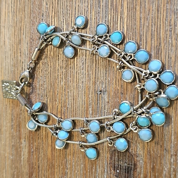 Vintage Anne Klein 3 strand Aqua Faceted Bead Bracelet - Picture 2 of 2